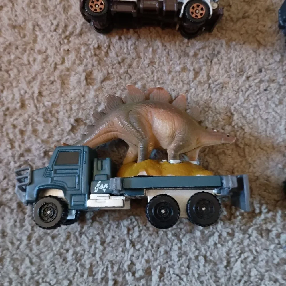 Matchbox Jurassic Park Toy Lot PRE-OWNED